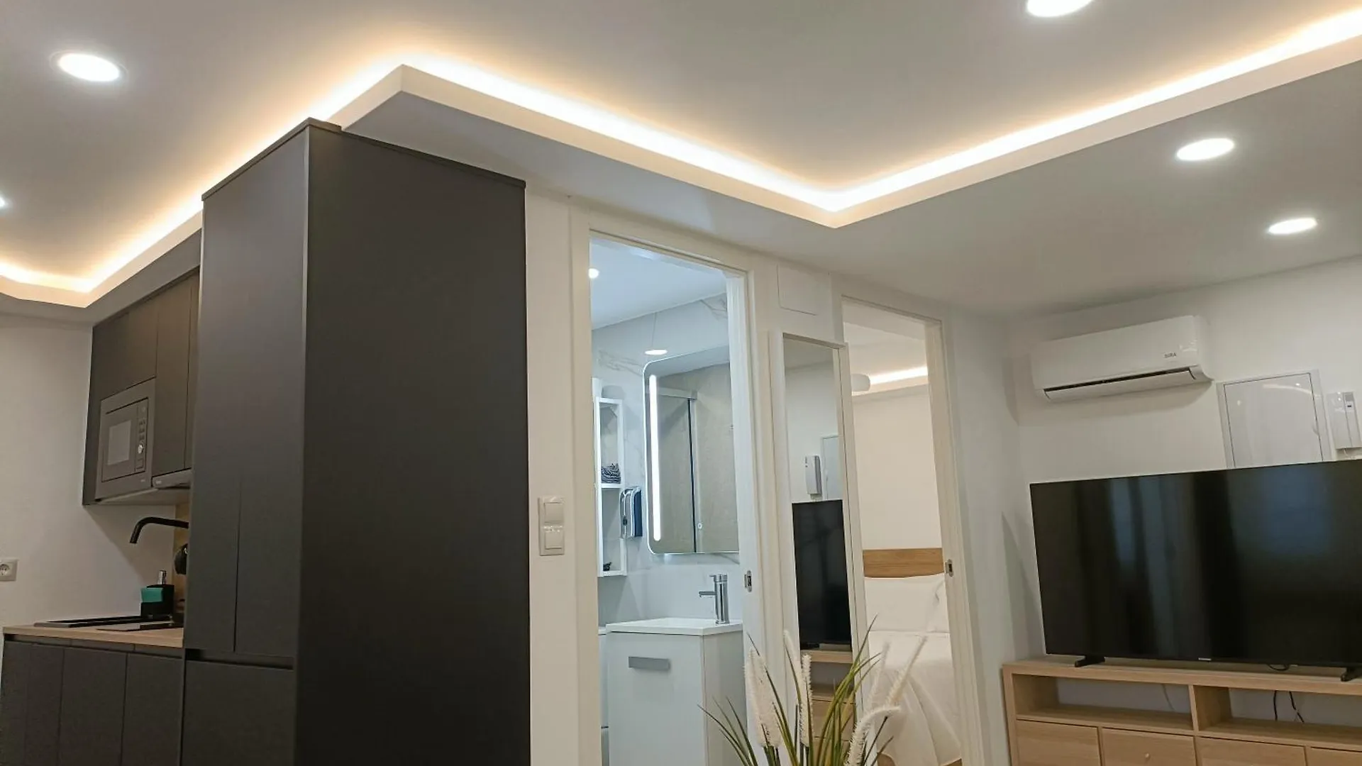 Oillan11 - Apartamento 5 Malaga Apartment